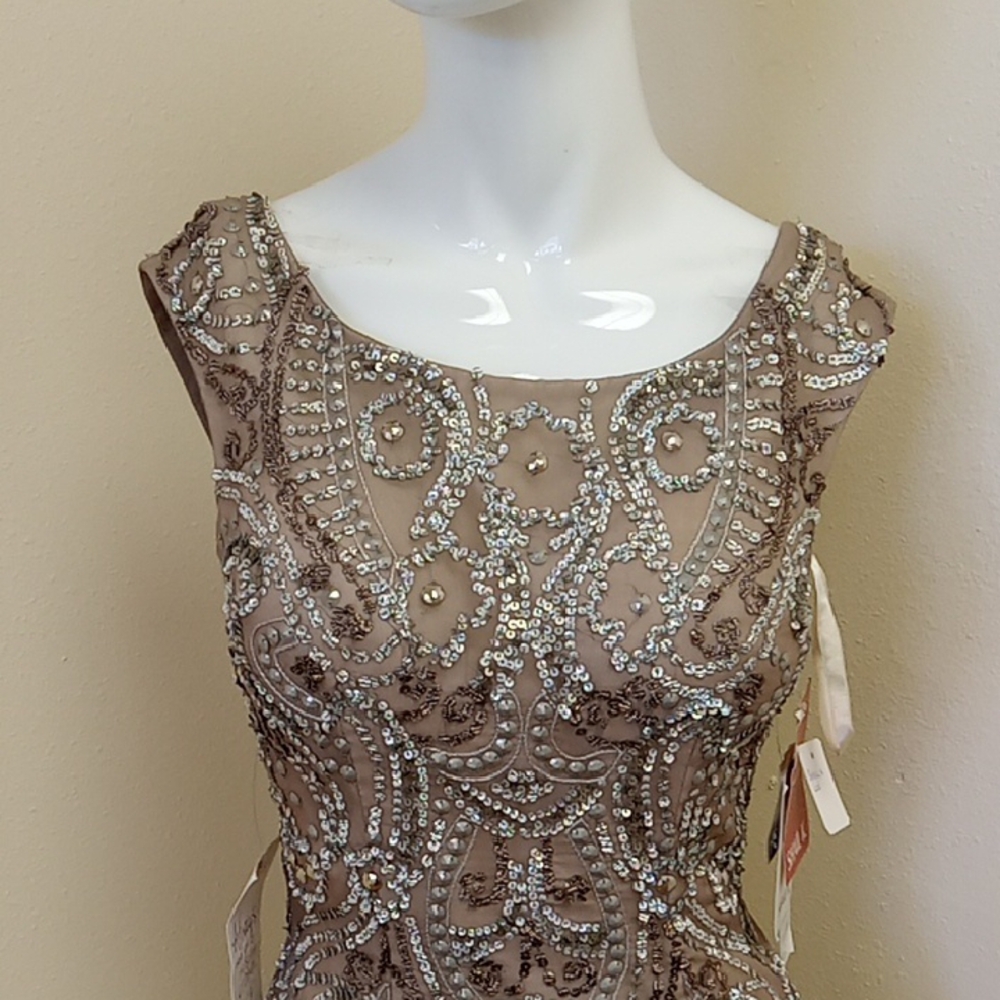 Chic Brown Patterned Mini Dress - Picture 2 of 7